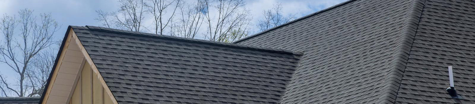 Boise roof replacement for shingle roofs, metal roofing or tile roof jobs in Idaho.
